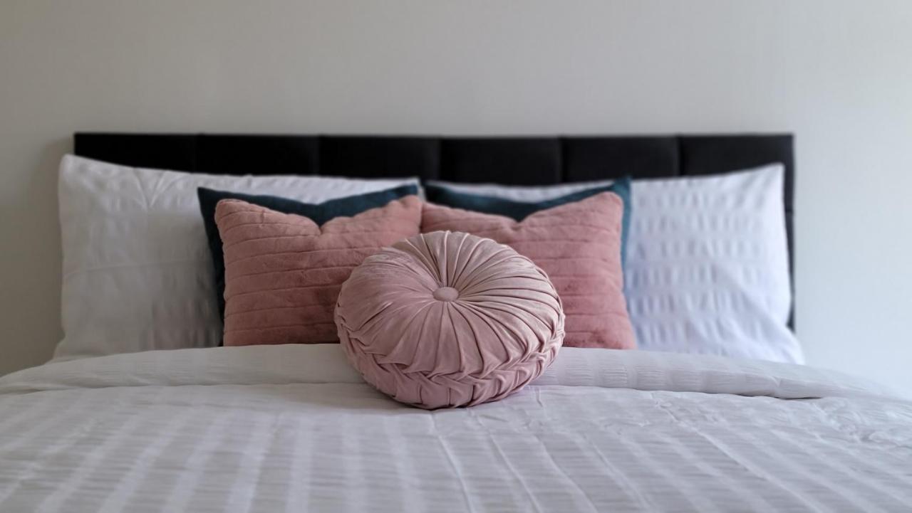 Quirky 2-5 Bed Isle Of Wight Beach Escape! Pet Friendly & Ferry Deals #Flamingotides Shanklin, Iow Buitenkant foto